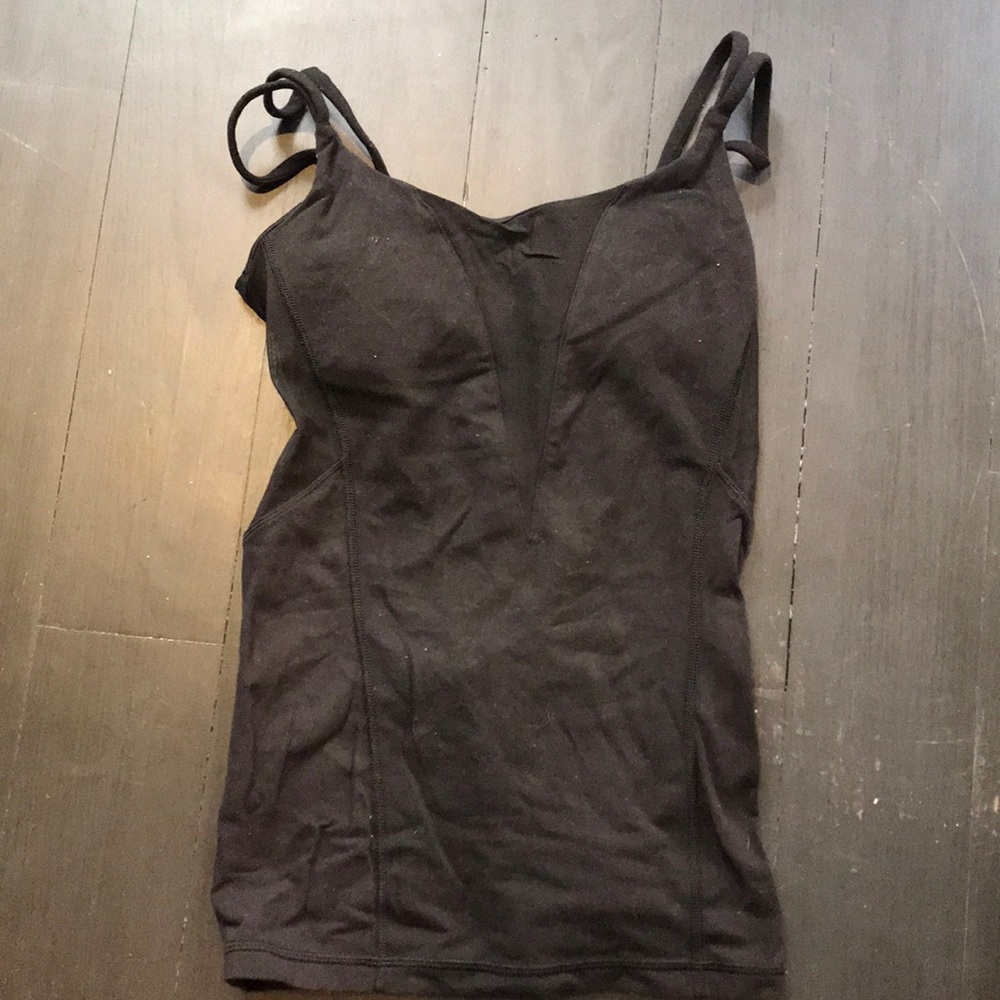 Lululemon tank top with build in bra, black